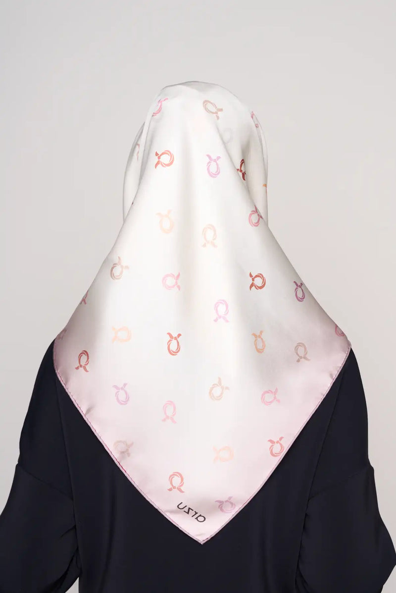 text -- reversible pink and cream