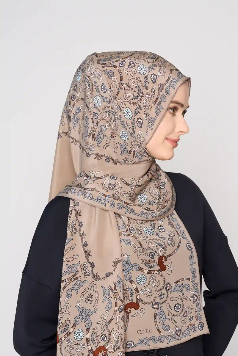 text -- paisley taupe