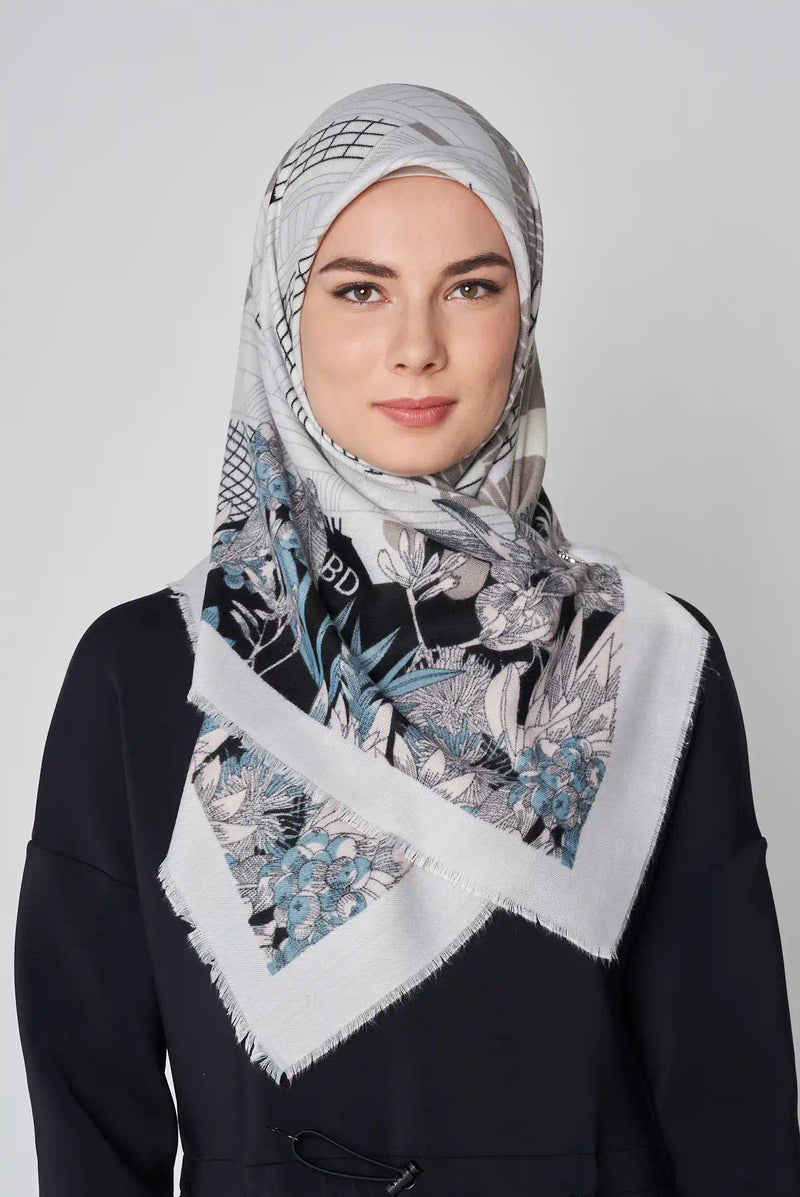 text -- modern floral white