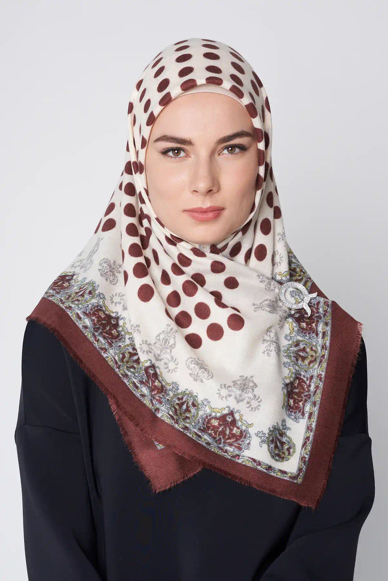 text -- majestic polka maroon