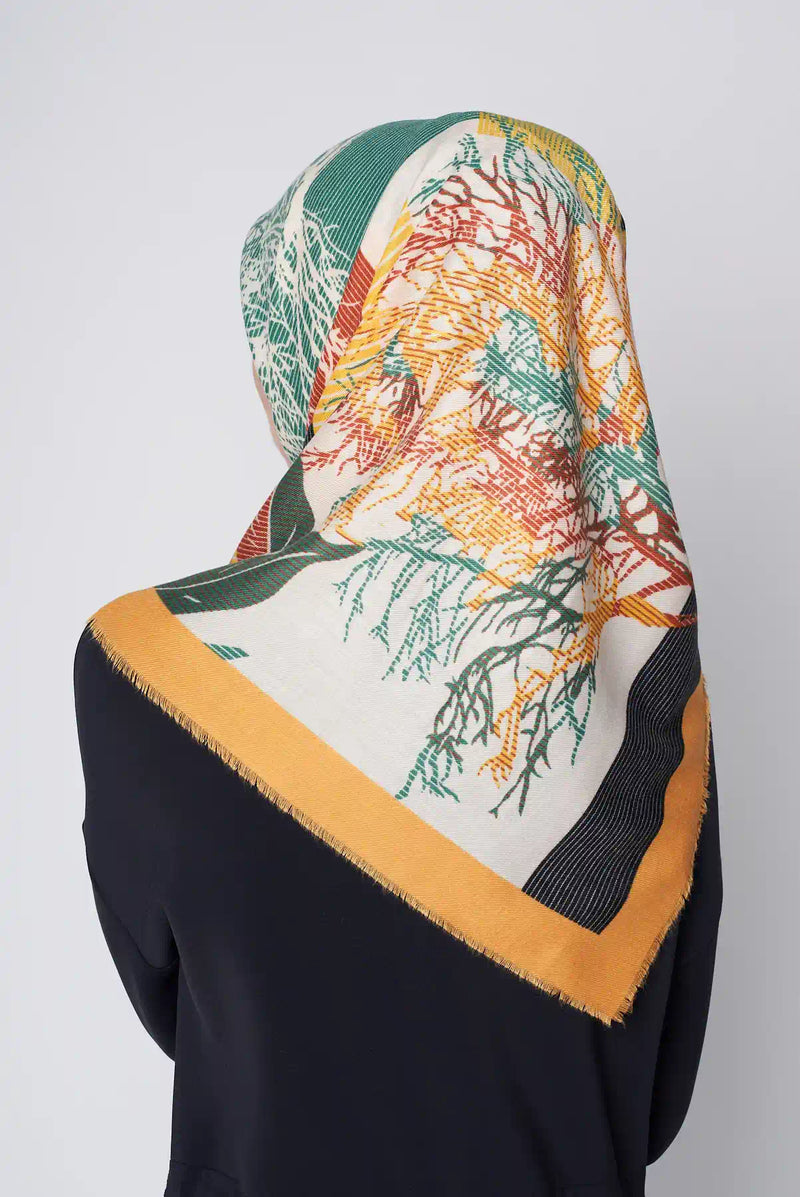 text -- flora fantasia amber