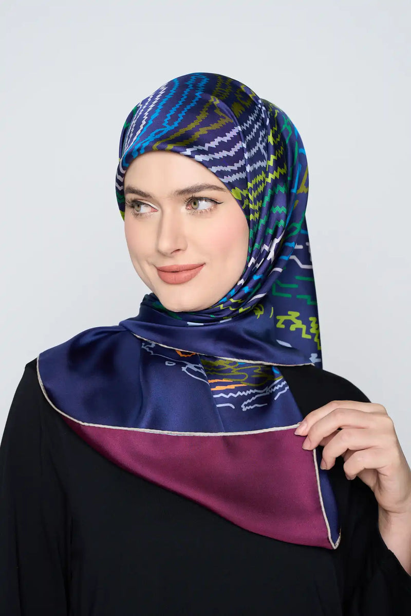 text -- reversible maroon and royal indigo