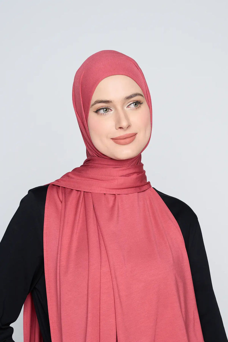 text -- weekend rose coral