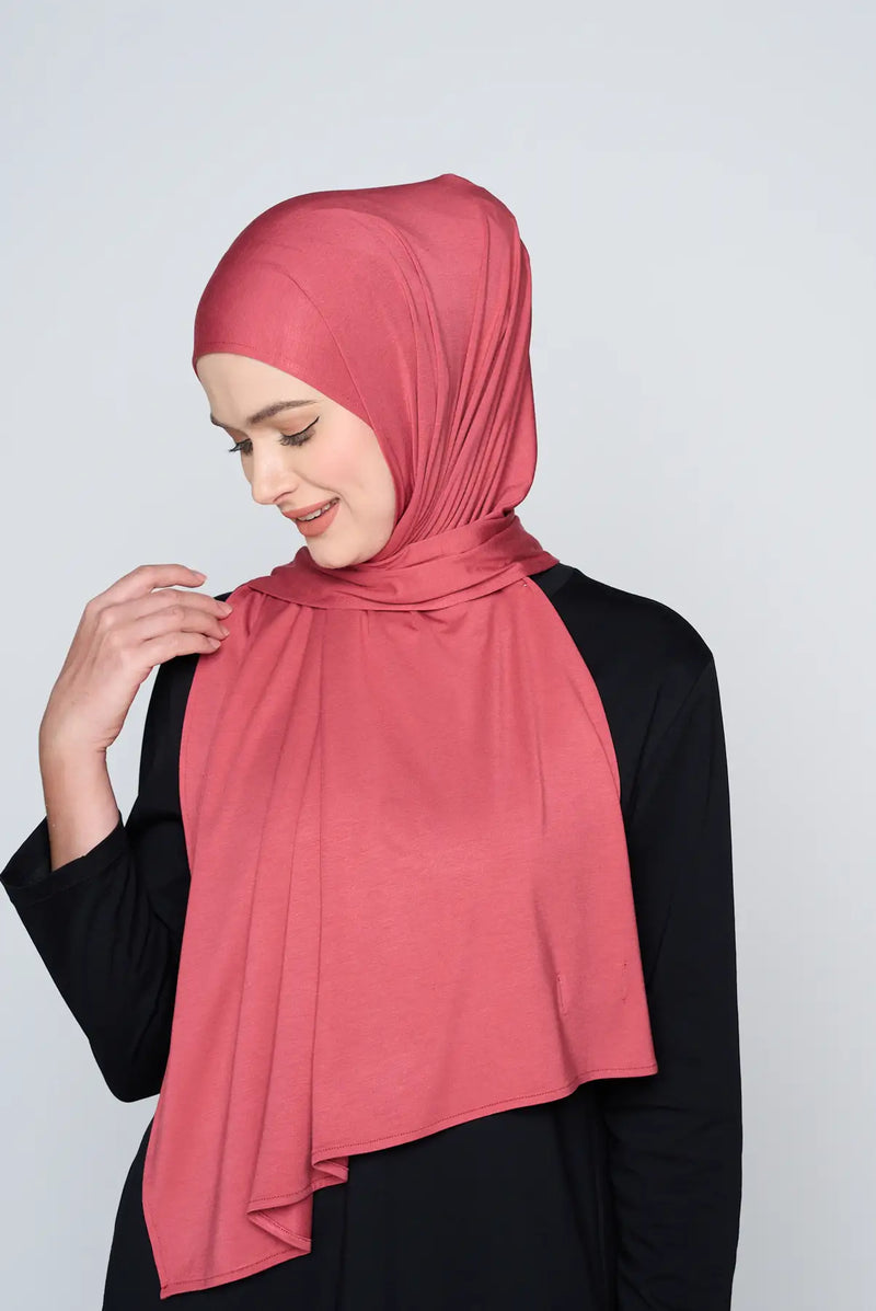 text -- weekend rose coral