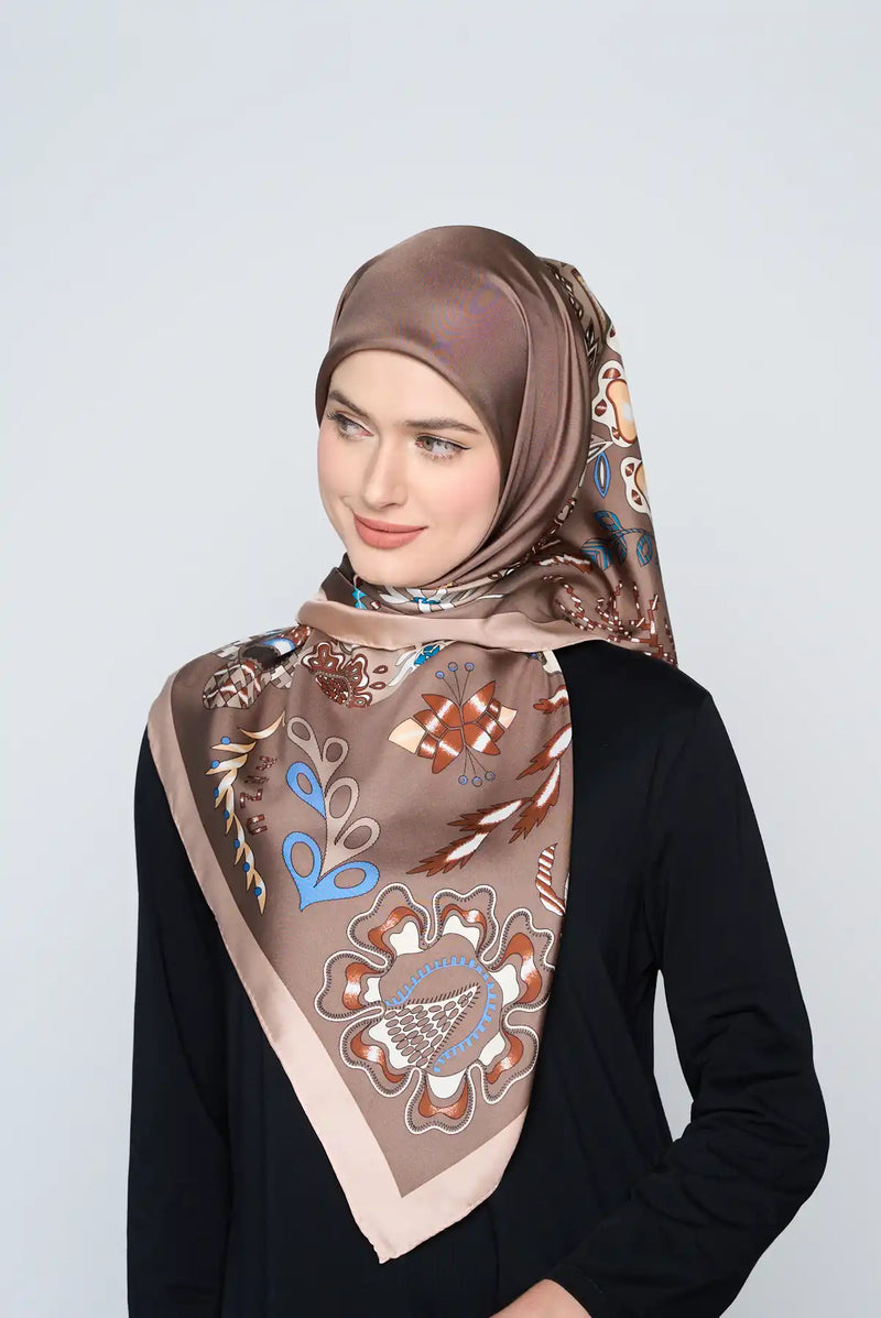 text -- arzu knot taupe