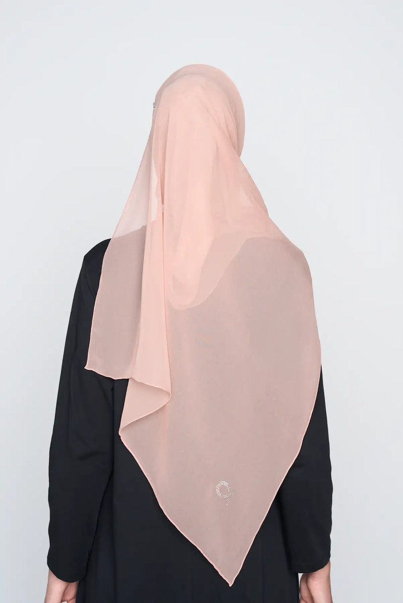 text -- crepe silk nude mood