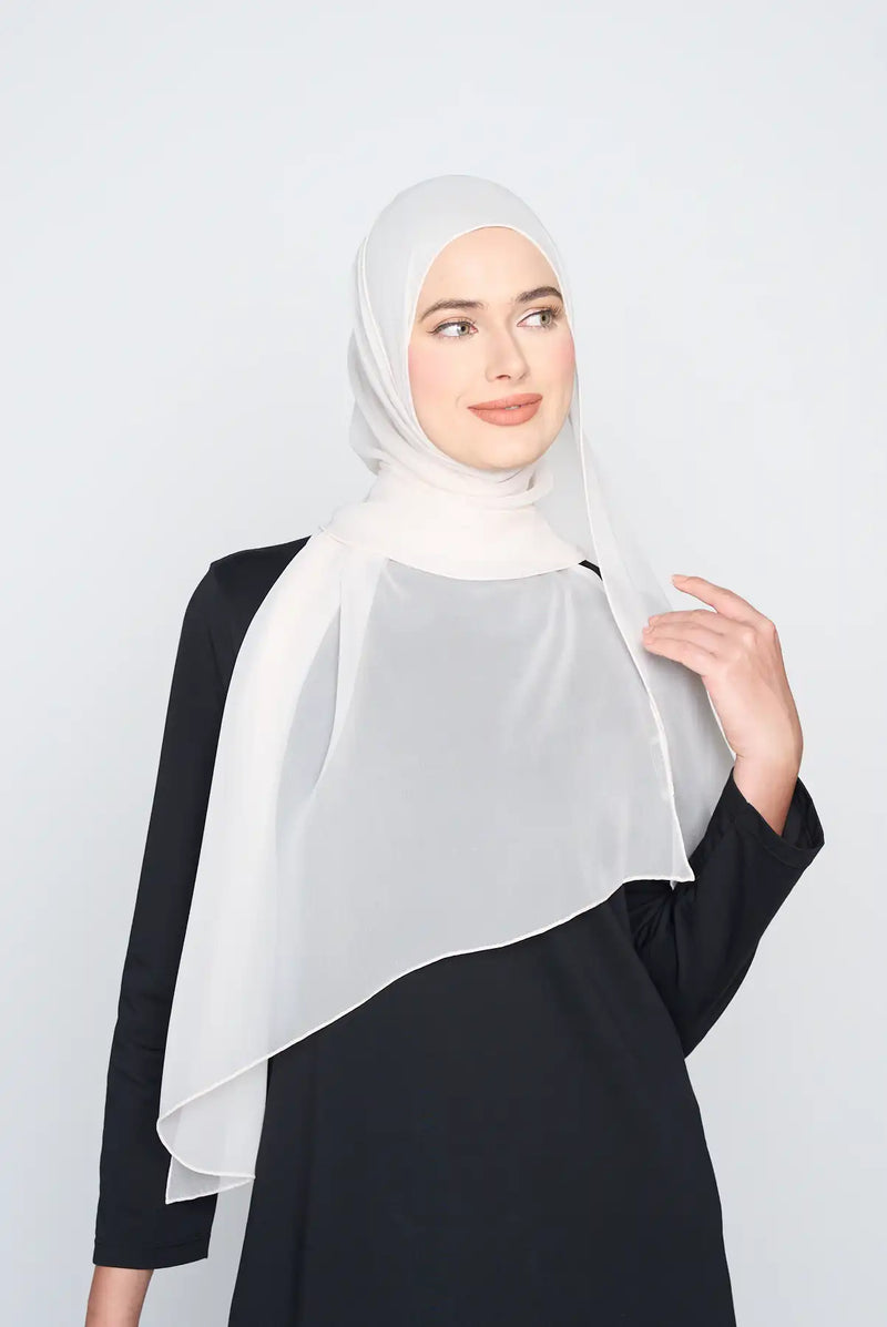 text -- crepe silk pearl glow