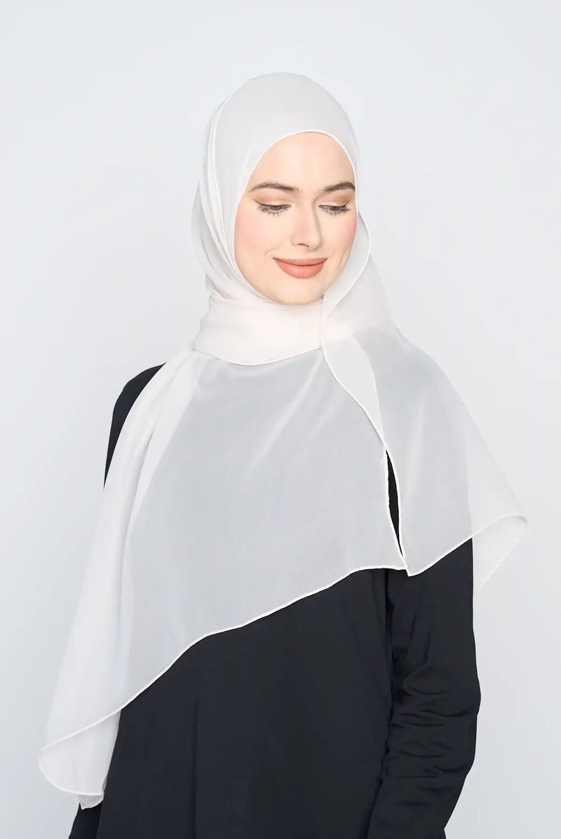 text -- crepe silk pearl glow