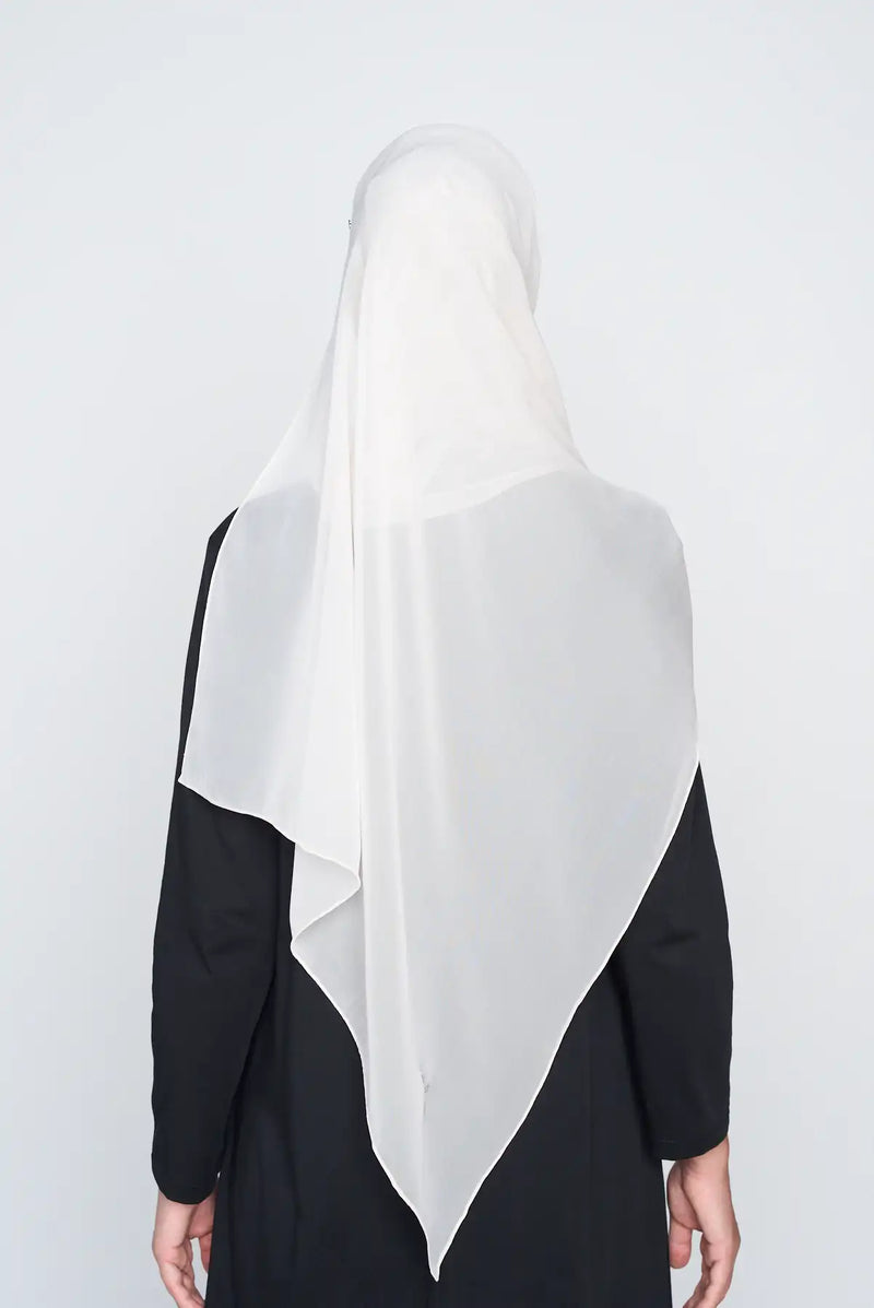 text -- crepe silk pearl glow