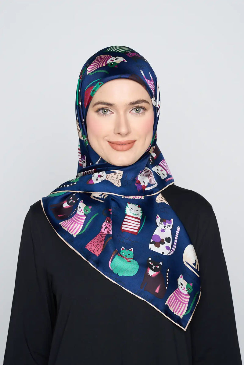 text -- cats navy blue