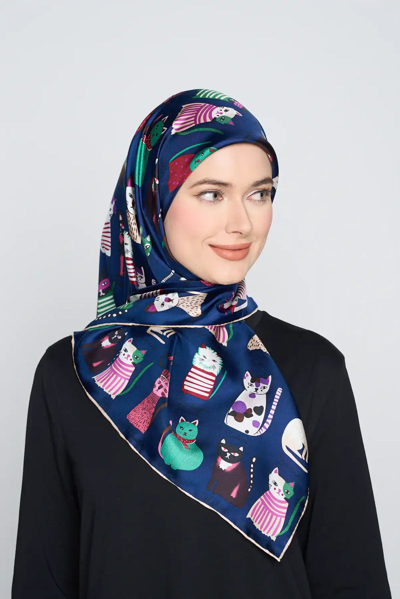 text -- cats navy blue