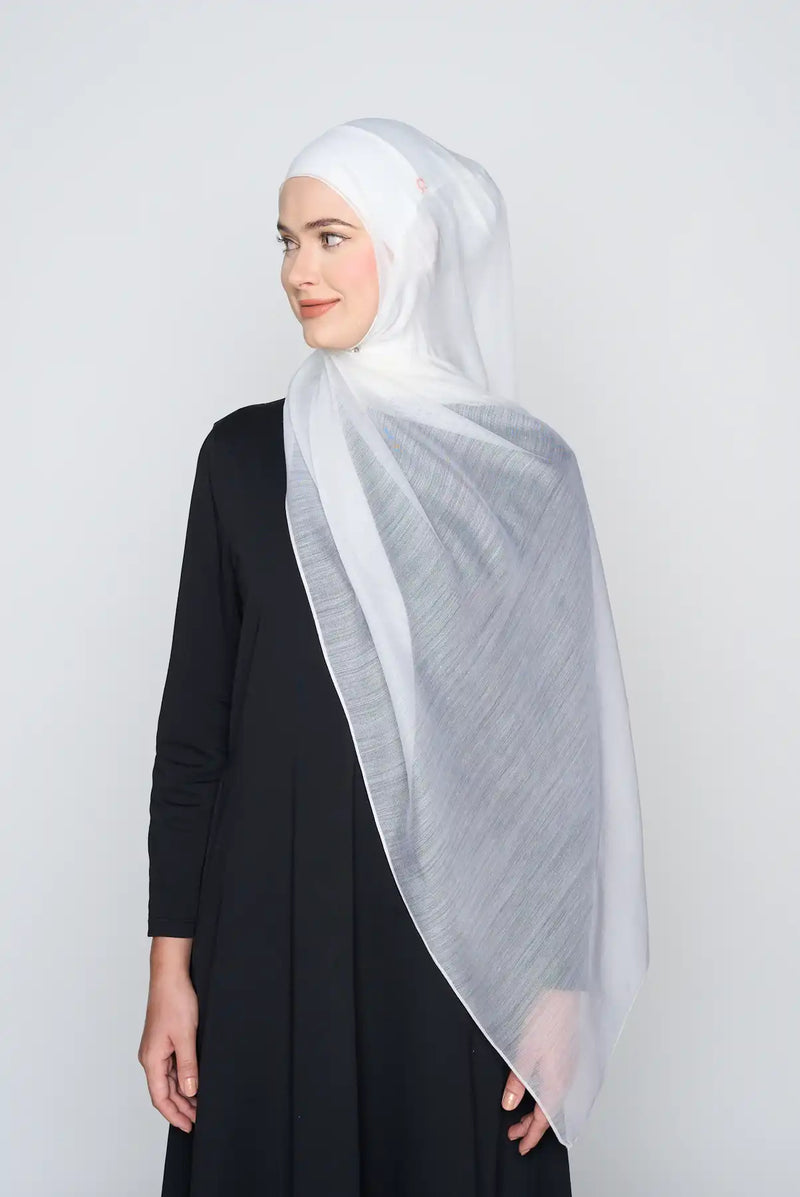text -- cashmere off white