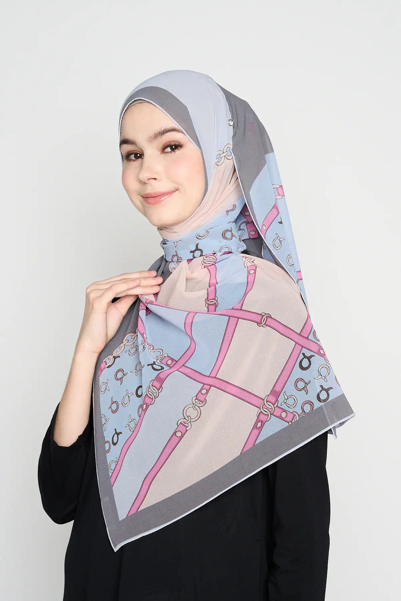 text -- chain dove blush