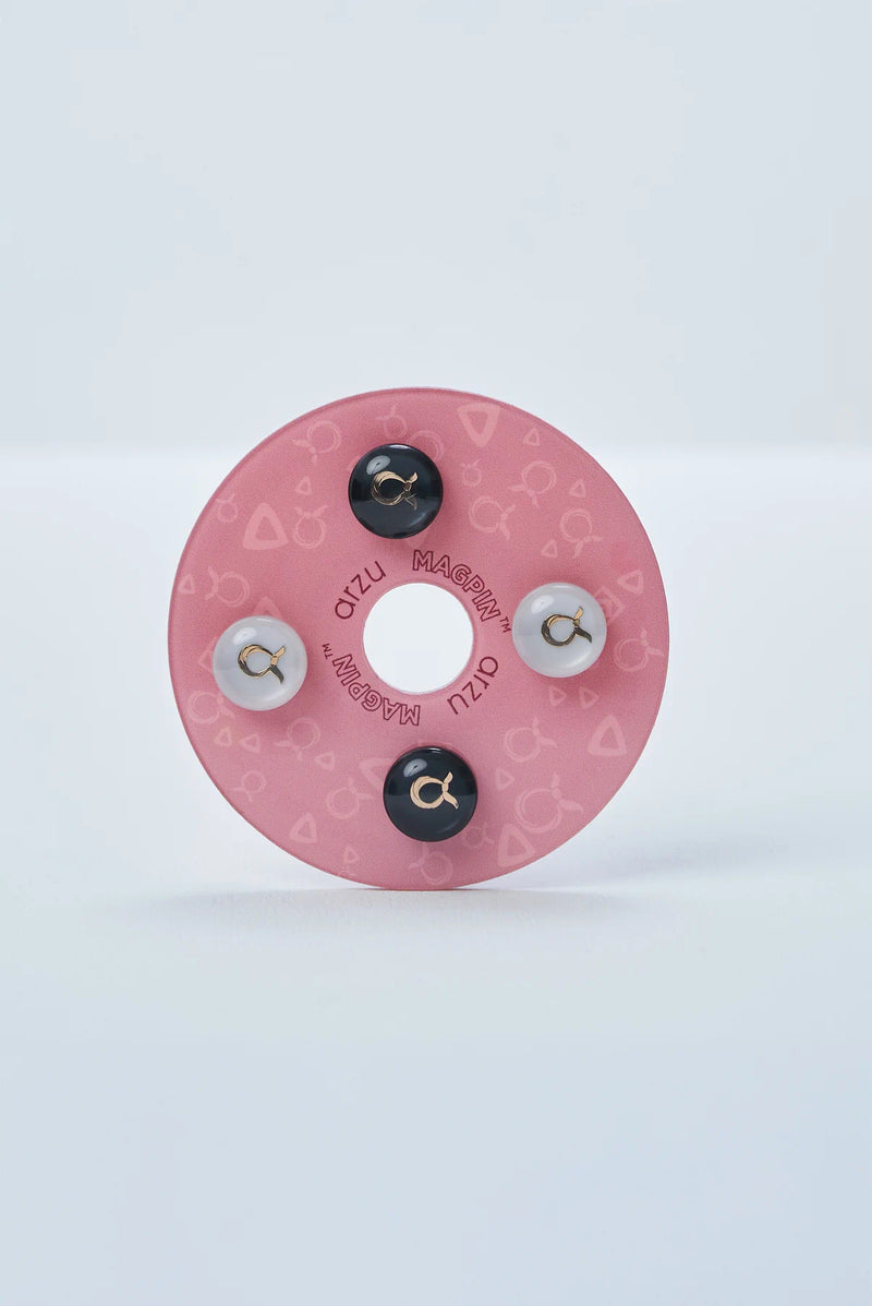 no-pin Magpin™ black + white edition