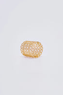 text -- gold ring