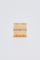 text -- gold ring