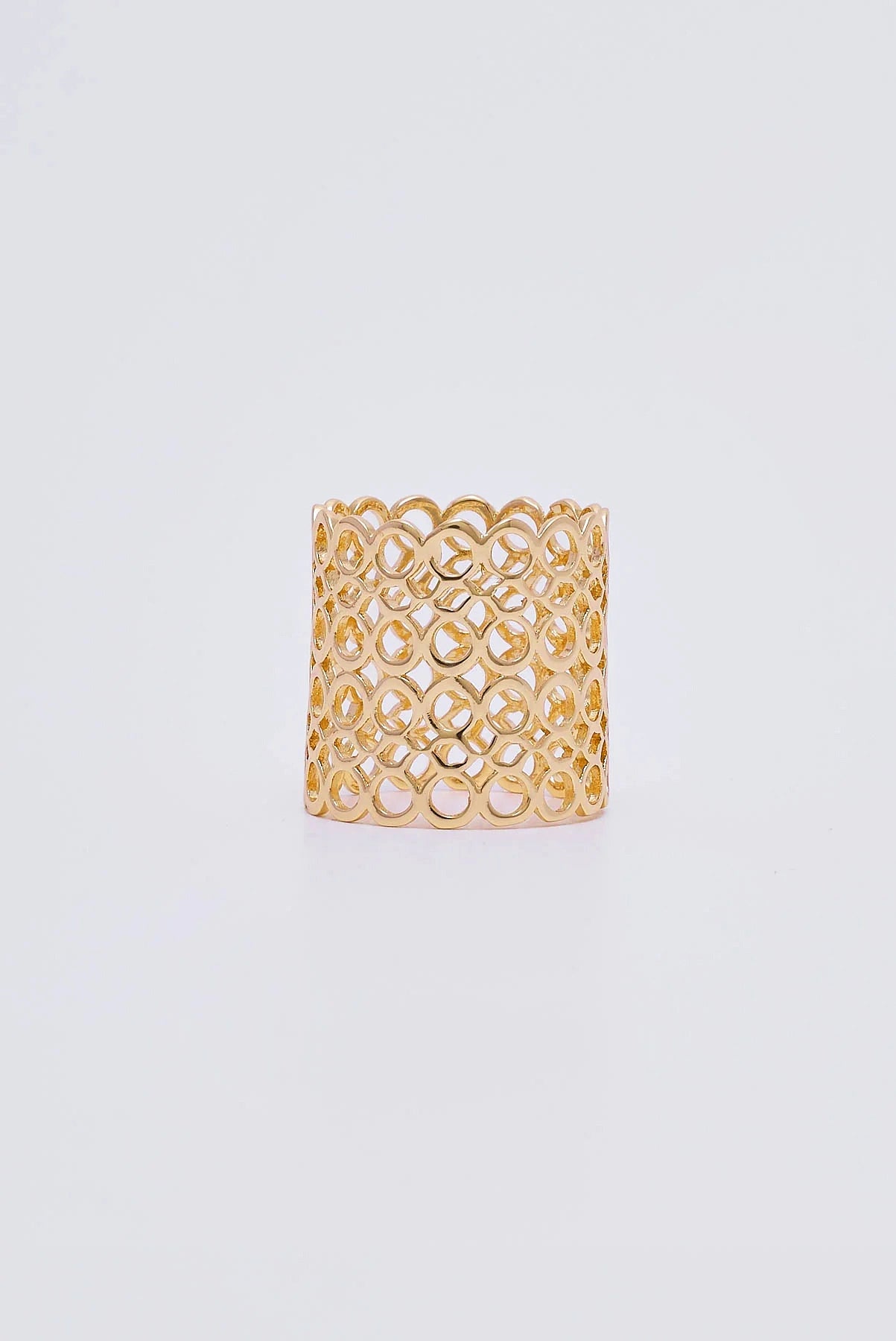 text -- gold ring
