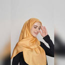 arzu feels like a dream square TWILL SILK Medium with natural silk Shimmer