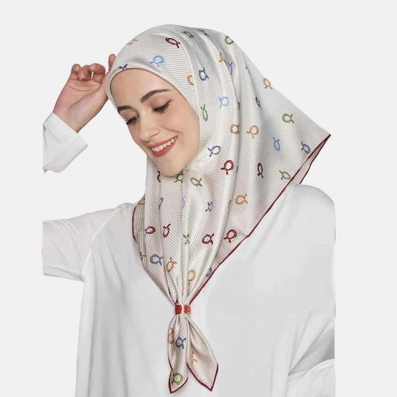 arzu tie the knot TWILL SILK square V2 | printed hijab with natural shimmer