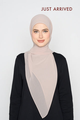 text -- georgette soft greige