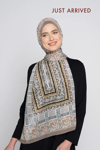 text -- dreamy classic taupe