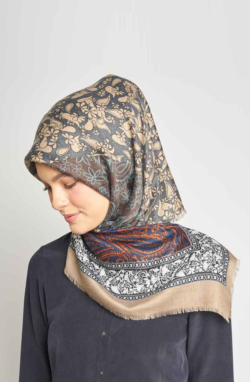 classic ornamental square VISCOT