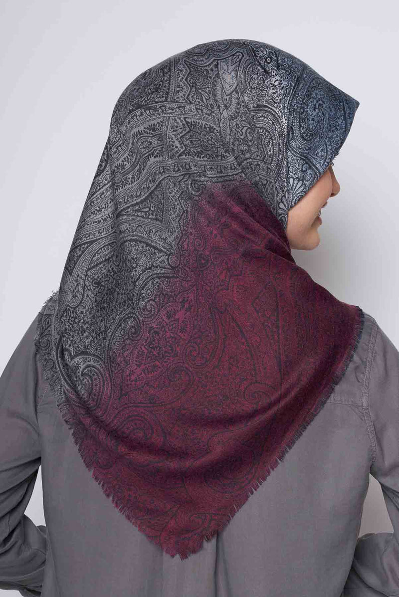 text -- paisley ombre rich maroon
