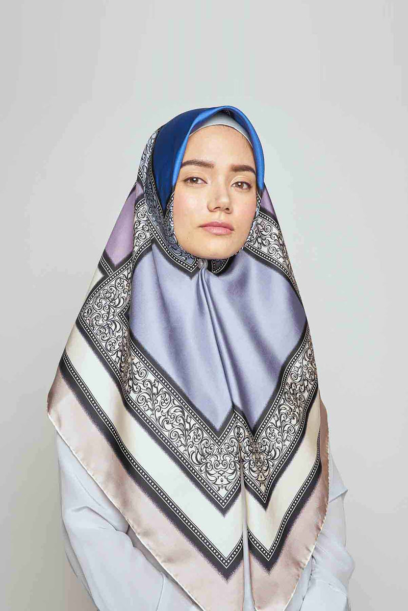 simple florentine square Large TWILL SILK 110cm